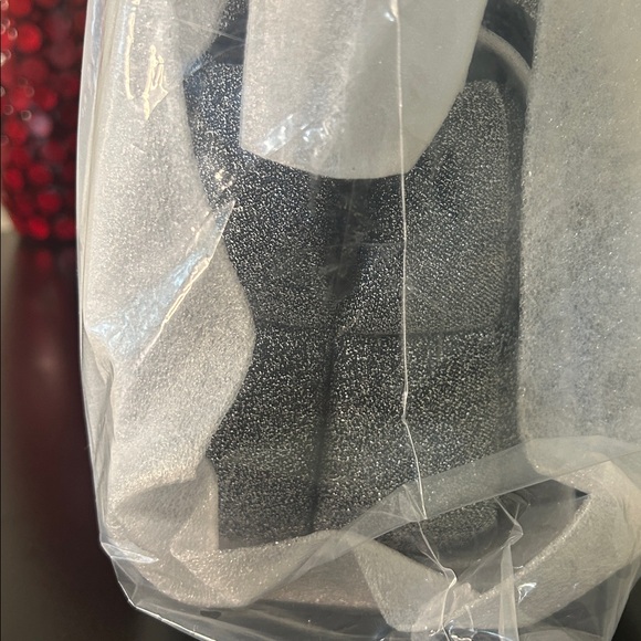 Kate Spade Boxxy Metallic Crossbody Gunmetal Silver NWT MSRP $528 - Picture 14 of 16